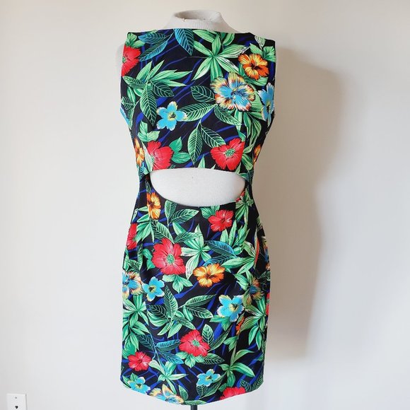 NWOT REVOLVE GIRLS ON FILM Tropical Dress - Picture 4 of 10